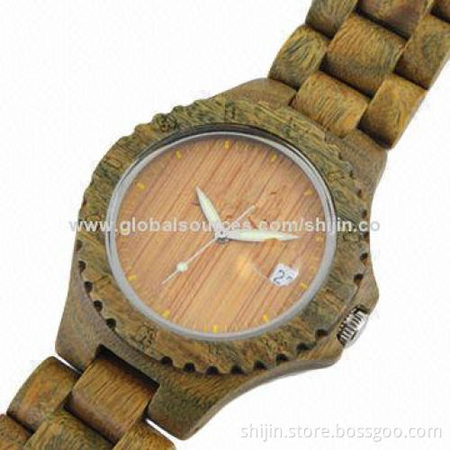 Wooden watch in green sandalwood, fashion, date, environmentally-friendly, OEM orders are welcome